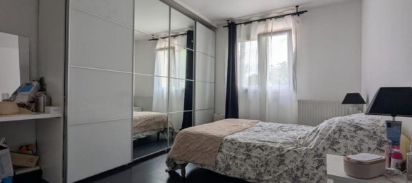 Casa de 6 dormitorios en Saint-Julien, France No. 281063 6