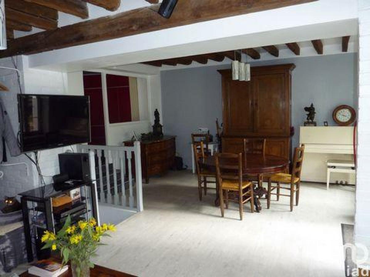 5 bedrooms House in Groslay, France No. 29301