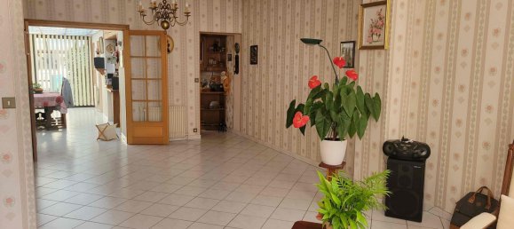 3 غرف نوم منزل في Saint-Quentin, France رقم 157889 6