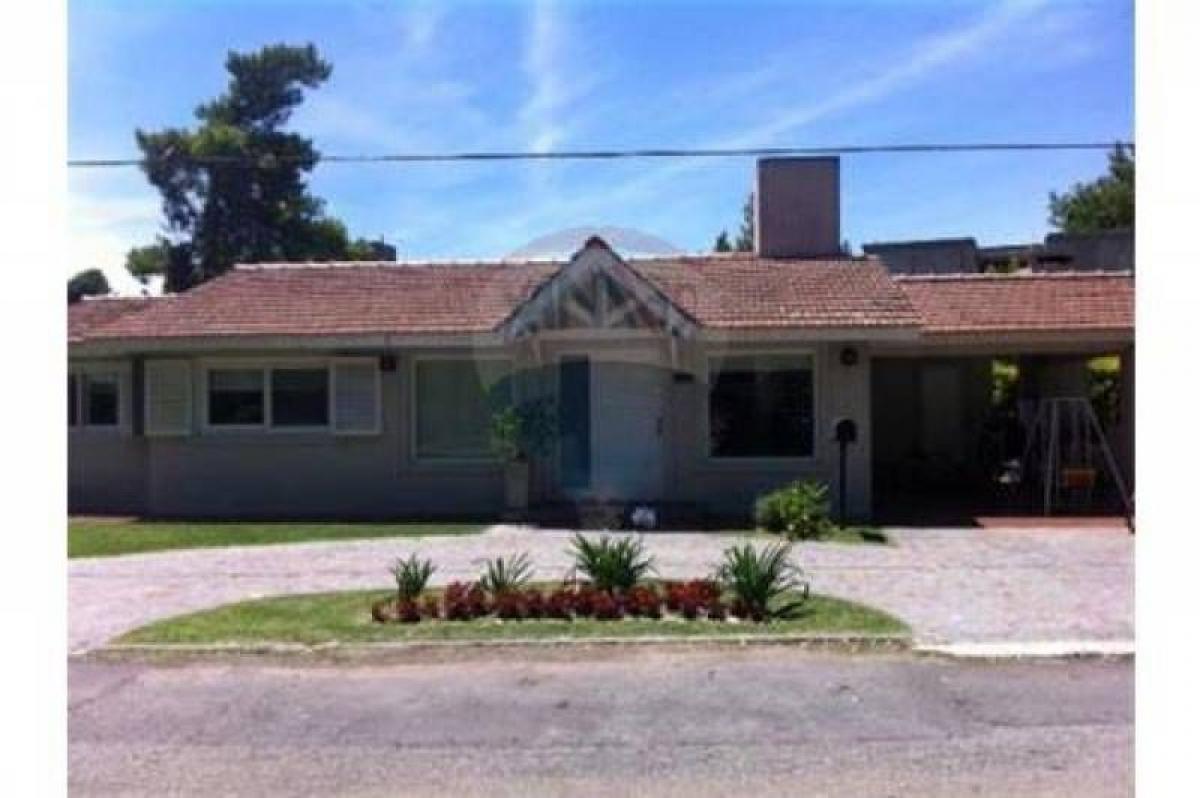 3 Schlafzimmer Haus in Pilar, Argentina, Nr. 82231