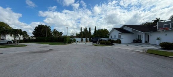 4 dormitorios villa en alquiler en Miami, Miami-Dade, Florida, USA № 615036 22