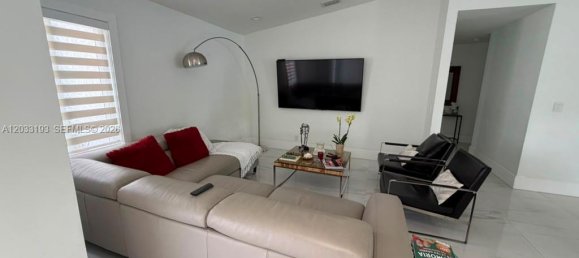 4 dormitorios villa en alquiler en Miami, Miami-Dade, Florida, USA № 615036 19