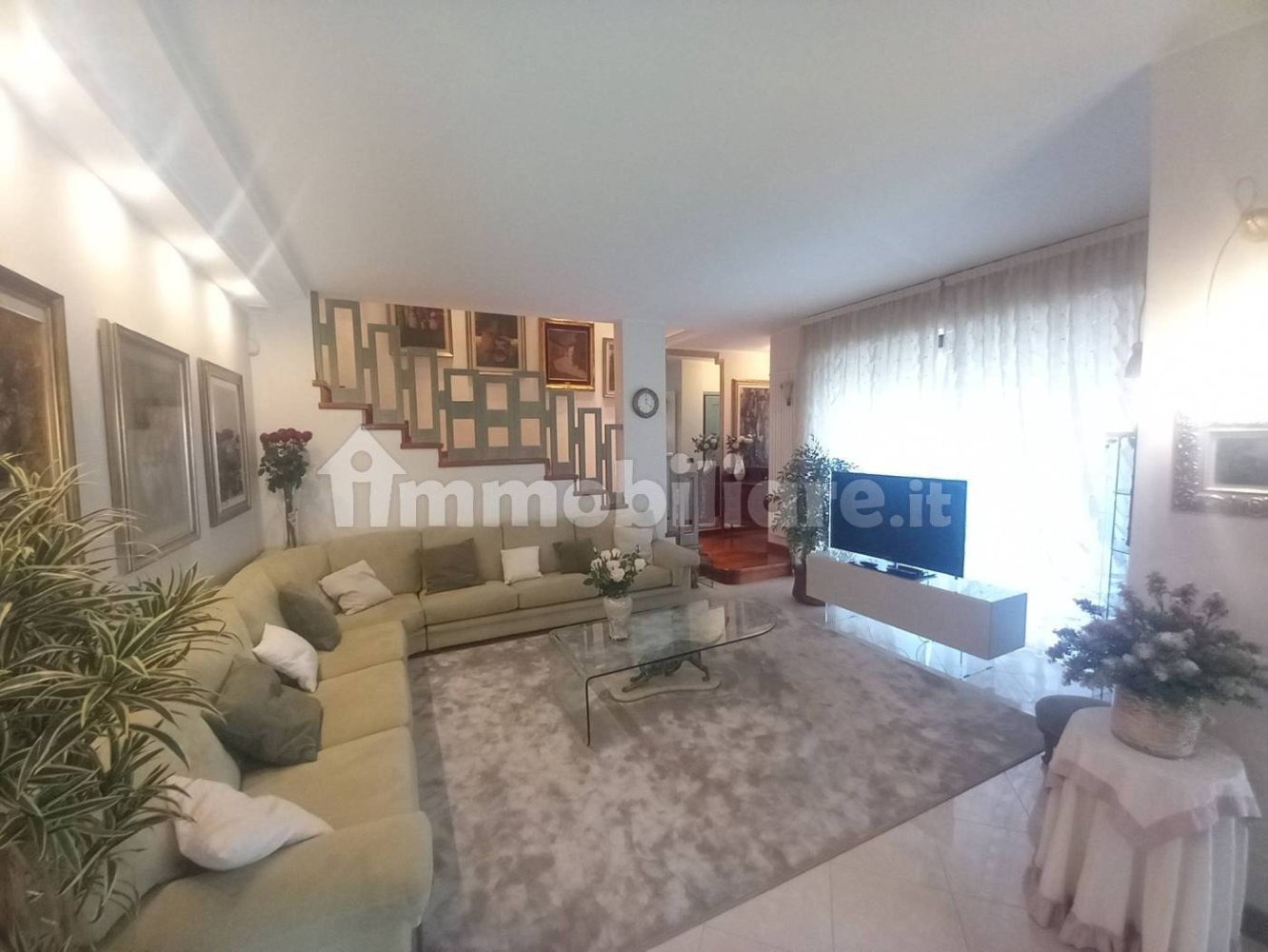 5 bedrooms Villa in Ronco Briantino, Italy No. 78660