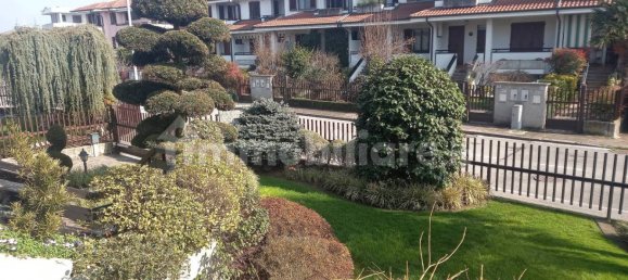 5 bedrooms Villa in Ronco Briantino, Italy No. 78660 7