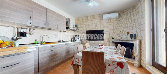 Дуплекс с 3 комнатами в Конверсано, Италия № 42013 19