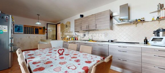 Дуплекс с 3 комнатами в Конверсано, Италия № 42013 21