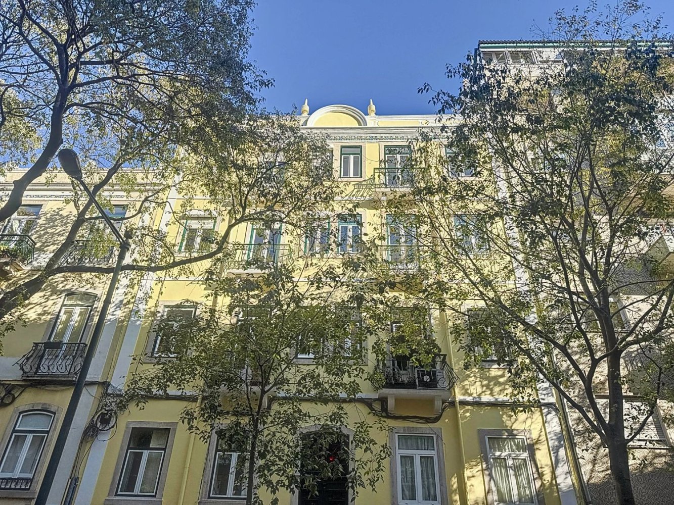 4 غرف نوم منزل ذو طابقين في Lisbon, Portugal رقم 96620