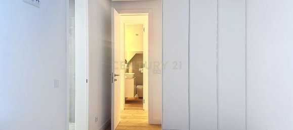 4 غرف نوم منزل ذو طابقين في Lisbon, Portugal رقم 96620 20