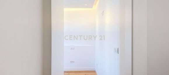 4 غرف نوم منزل ذو طابقين في Lisbon, Portugal رقم 96620 9