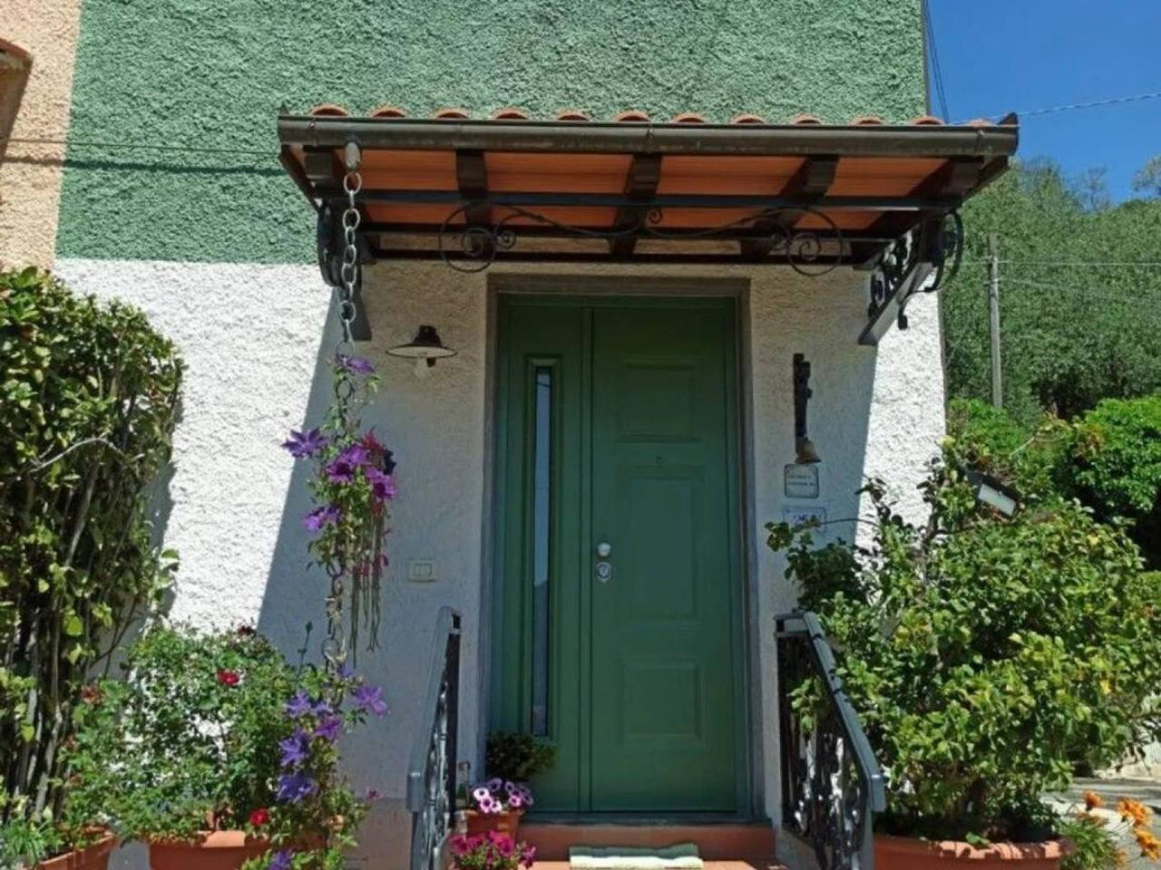 4 rooms Villa in Massarosa, Italy No. 85118