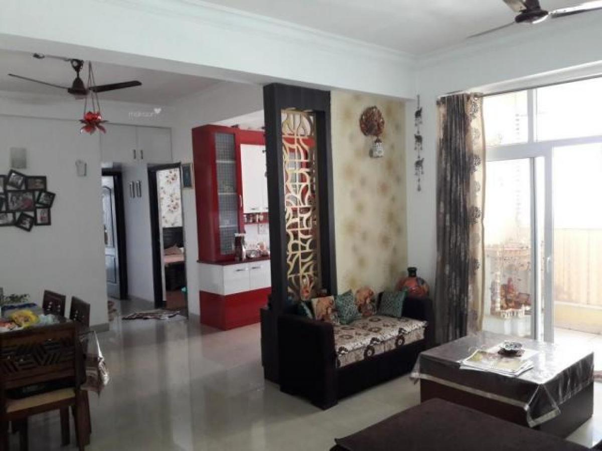 3 bedrooms House in Ghaziabad, India No. 13258