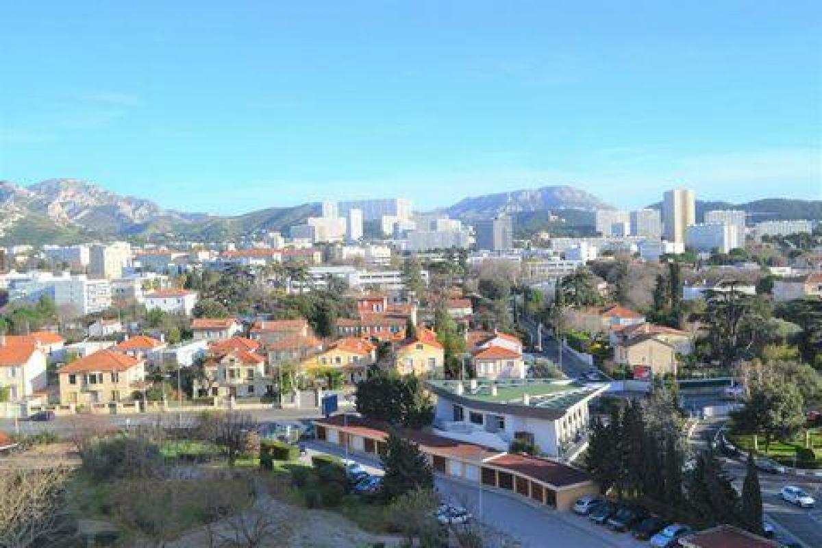 شقة 3 غرف نوم  في Marseille, France رقم 16374