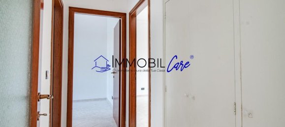 4 rooms Apartment in Livorno, Italy No. 278049 13