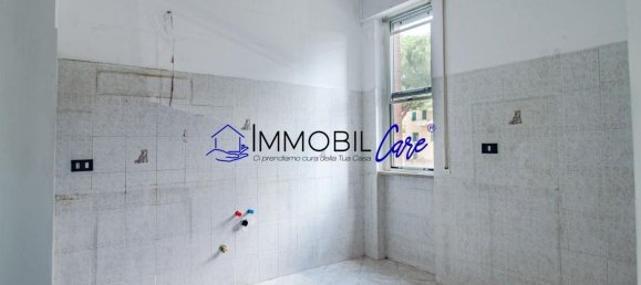 4 rooms Apartment in Livorno, Italy No. 278049 6