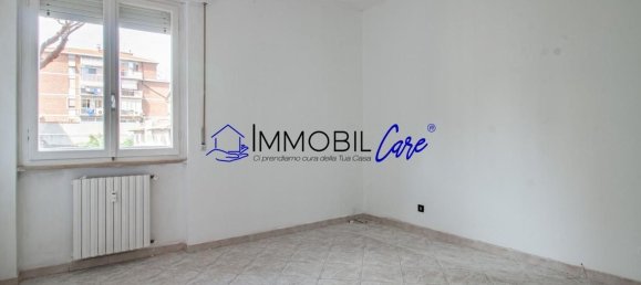 4 rooms Apartment in Livorno, Italy No. 278049 18