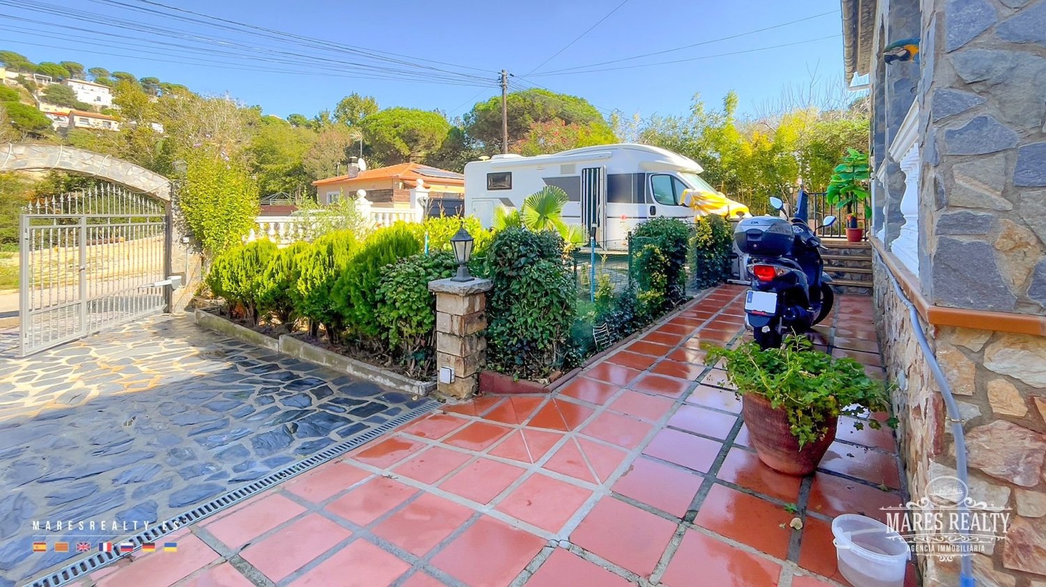 4 bedrooms Villa in Lloret de Mar, Spain No. 10726