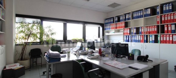 5 rooms Office in Bologna, Italy No. 91317 21