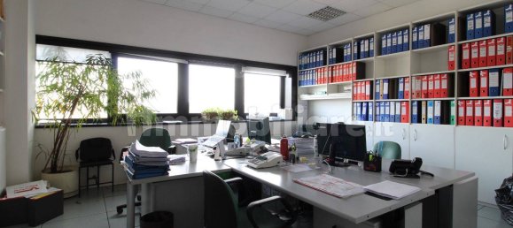 5 rooms Office in Bologna, Italy No. 91317 22