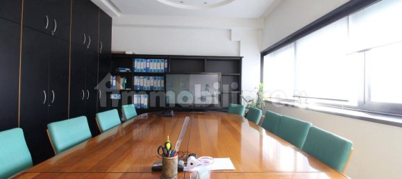 5 rooms Office in Bologna, Italy No. 91317 3