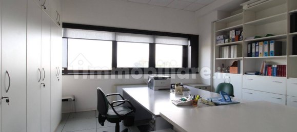 5 rooms Office in Bologna, Italy No. 91317 17