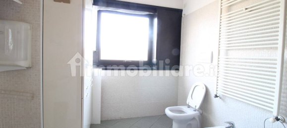 5 rooms Office in Bologna, Italy No. 91317 10