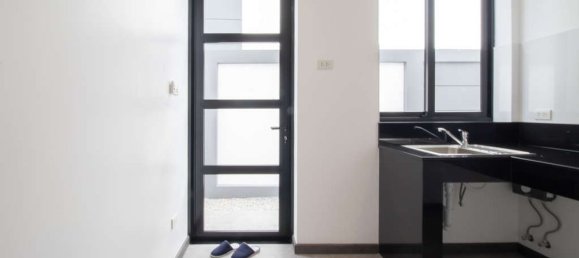 4 bedrooms House in Chiang Mai, Thailand No. 26969 9