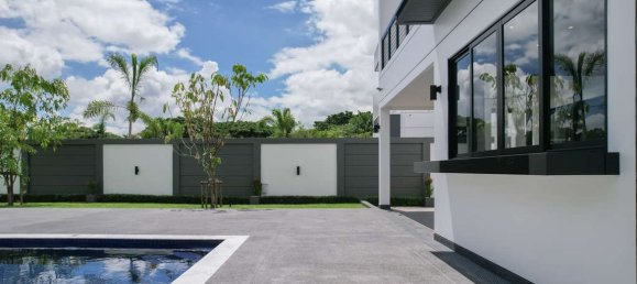 4 bedrooms House in Chiang Mai, Thailand No. 26969 26