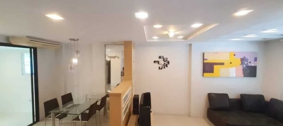 3 bedrooms Townhouse in Suan Luang, Thailand No. 70554 6