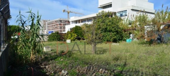 2000m² Land in Lisbon, Portugal No. 92508 3