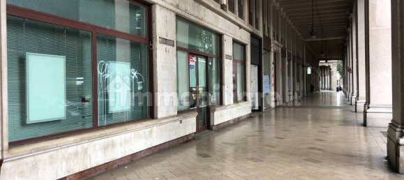 4 rooms Commercial property in Turin, Italy No. 206507 31