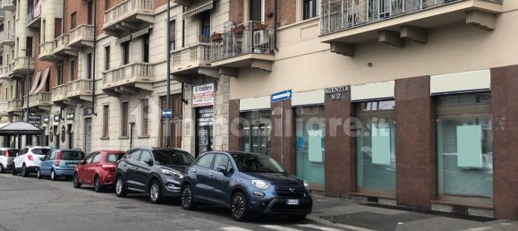 4 rooms Commercial property in Turin, Italy No. 206507 14