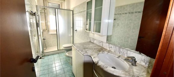 Квартира с 3 комнатами в Лимбьяте, Италия № 138659 3