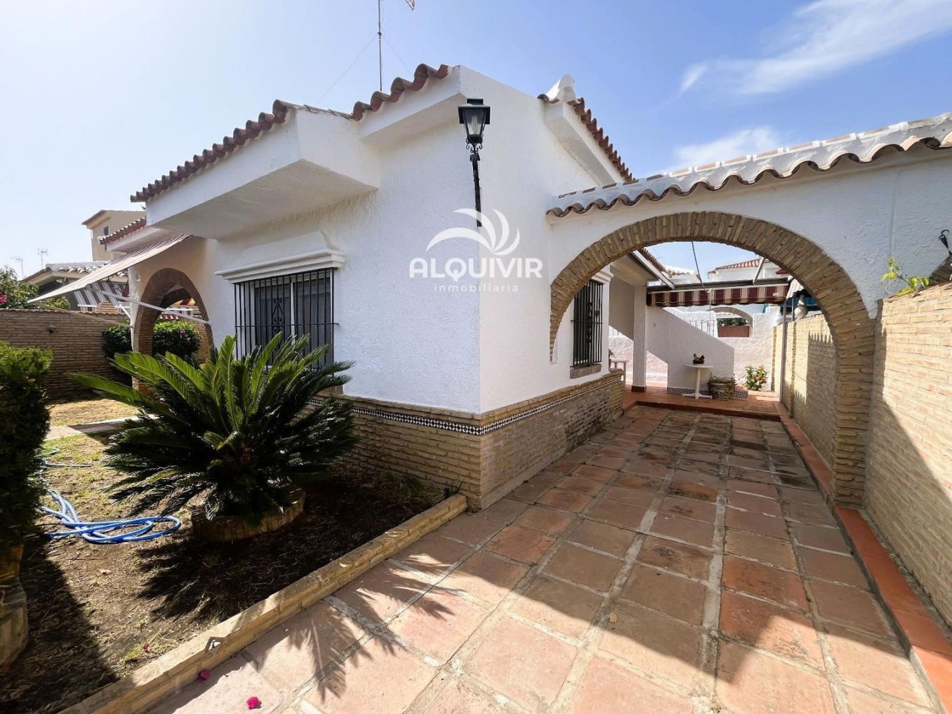 Дом с 2 спальнями в Альмонте, Испания № 157544