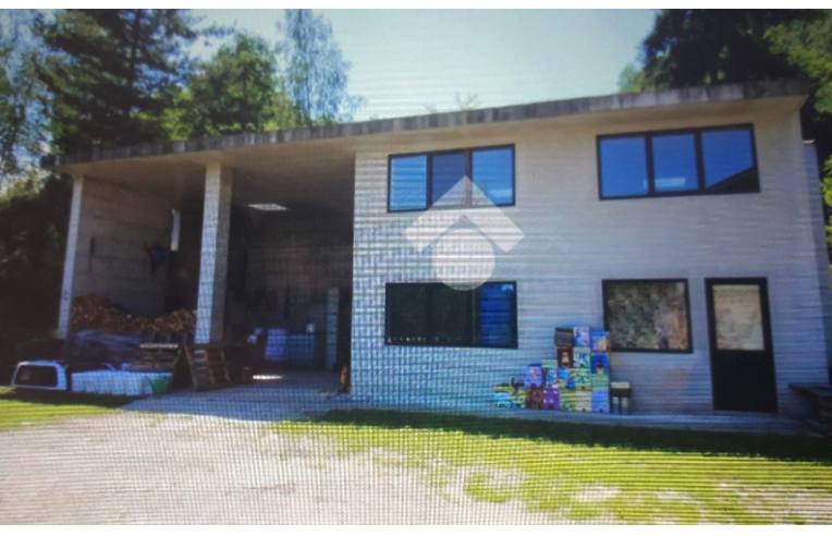 5 rooms House in Bricherasio, Italy No. 254141