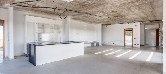 Terrain à Quelfes, Portugal 1553m² No. 111650 4