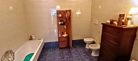 Квартира с 3 комнатами в Генуя, Италия № 271867 19