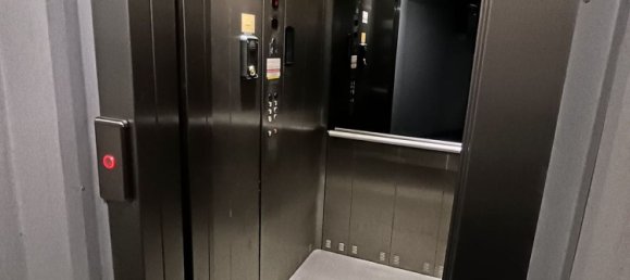 Квартира с 3 комнатами в Генуя, Италия № 271867 26