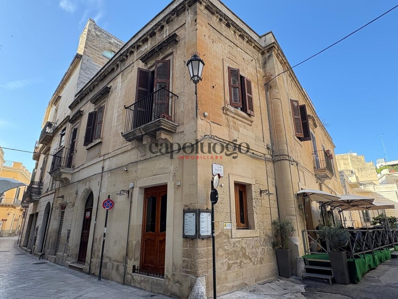 Дуплекс с 6 спальнями в Лечче, Италия № 403743