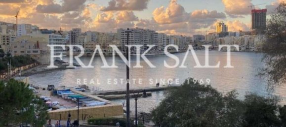 Apartamento de 3 dormitorios en Sliema, Malta No. 8289 11