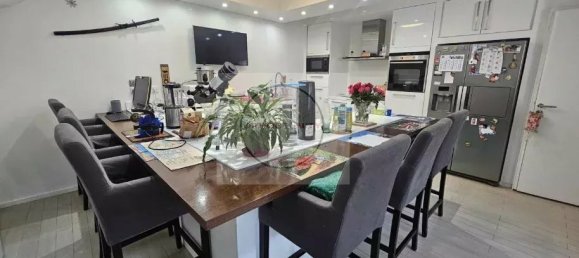 Дуплекс с 3 спальнями в Фонтене-су-Буа, Франция № 297152 2