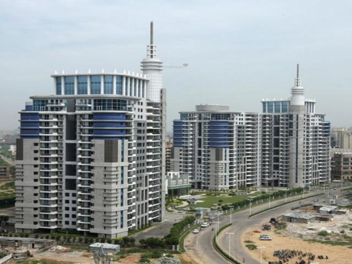 4 bedrooms House in Gurgaon, India No. 11056