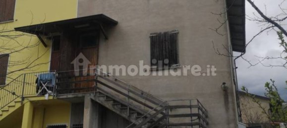 5 rooms Apartment in Casina, Italy No. 330541 4