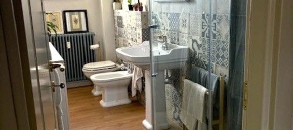 4 bedrooms Apartment in Florence, Italy No. 338091 25