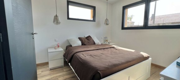 Casa de 4 dormitorios en Geneston, France No. 360583 8