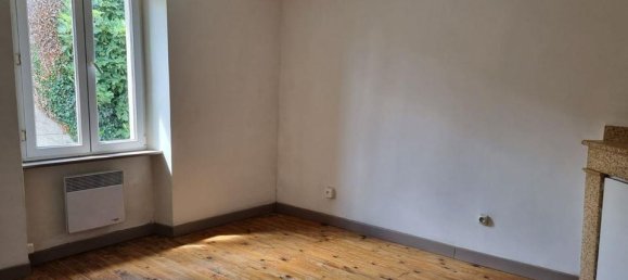 2 Schlafzimmer Stadthaus in Saint-Denis, France, Nr. 300194 6