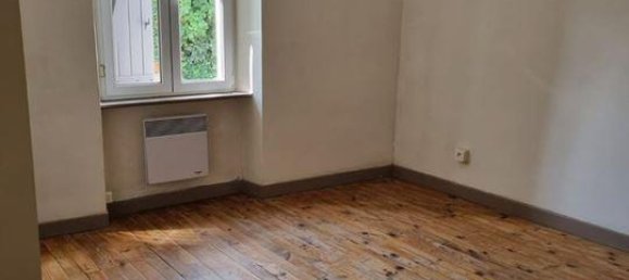 2 Schlafzimmer Stadthaus in Saint-Denis, France, Nr. 300194 10