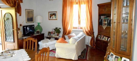 Дом с 15 комнатами в Баньи ди Лукка, Италия № 168273 9