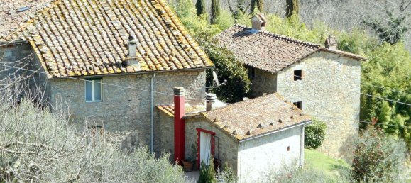 Дом с 15 комнатами в Баньи ди Лукка, Италия № 168273 3