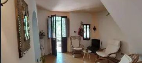 Дом с 5 комнатами в Аулла, Италия № 84234 16