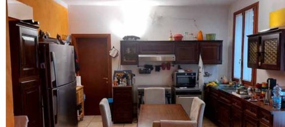 6 bedrooms Apartment in San Felice sul Panaro, Italy No. 96005 9